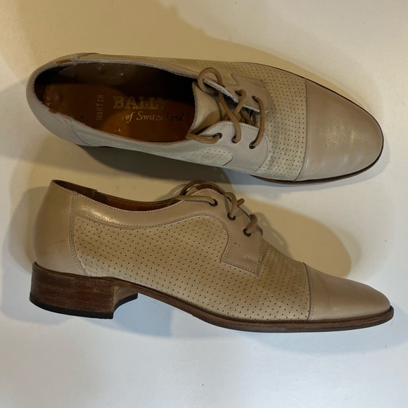 Vintage Bally lace-up cap toe dress shoe - Picture 5 of 6